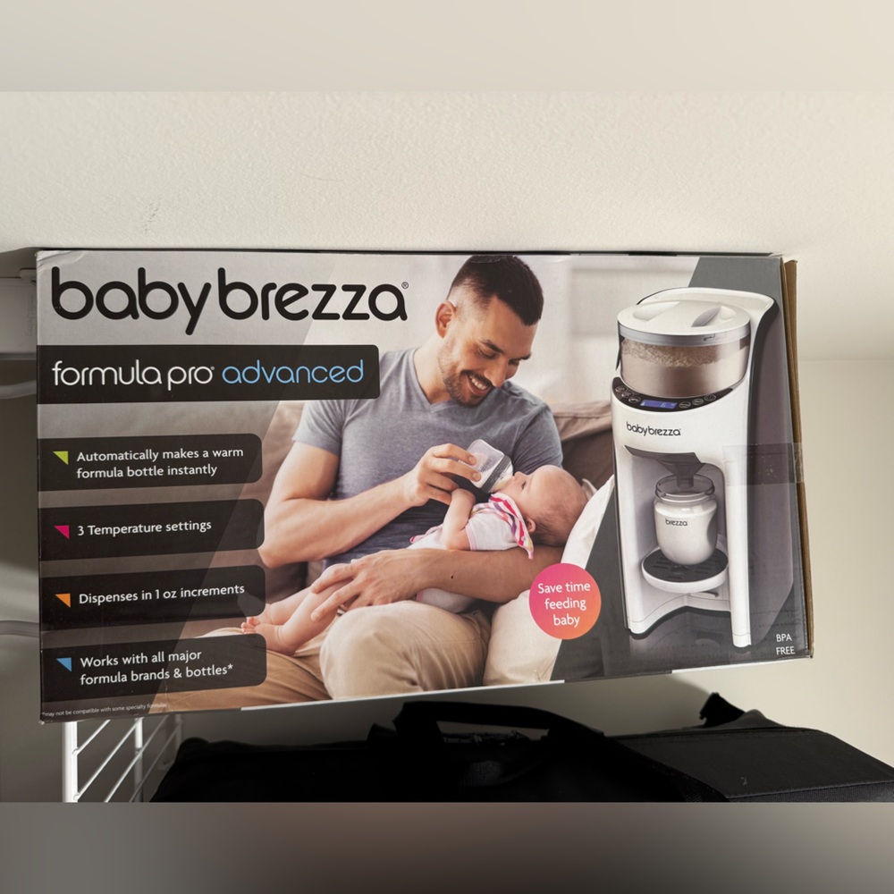 Baby Brezza Formula Pro Advanced - New in Box